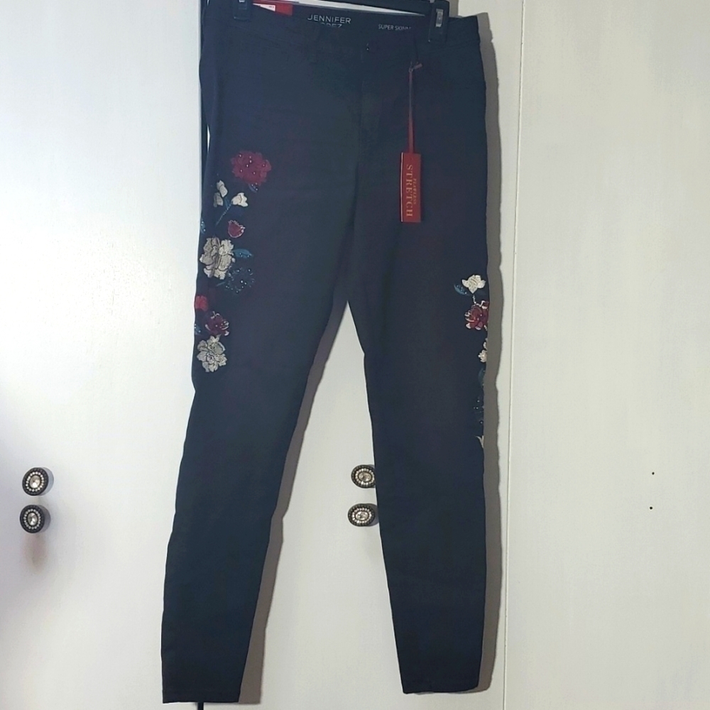 Jlo- Womens Black embroidered Skinny Jeans Mid rise Stretchy Sz.10